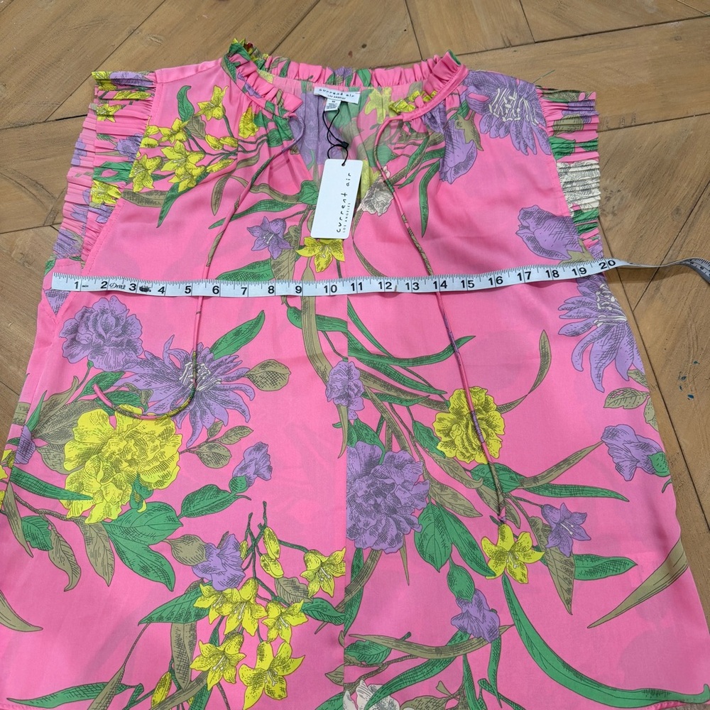 Current Air Floral Pink Women's Shirt With Ruffle Sleeves Medium NWT - Picture 2 of 7